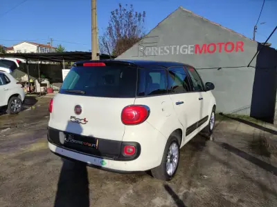 Fiat 500L 2014 - 11900 EUR, 121000 km - AUTO.MOTO.pt - 121000km - foto 8 de 24