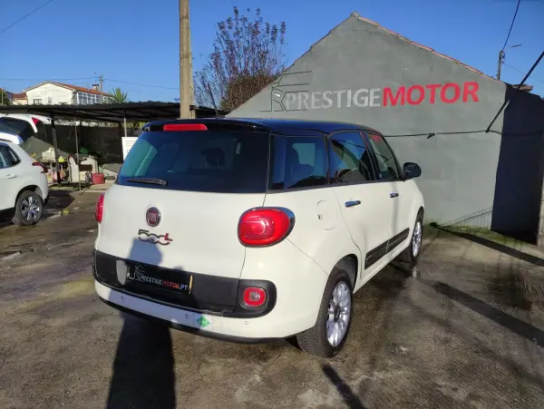 Fiat 500L 2014 - 11900 EUR, 121000 km - AUTO.MOTO.pt - 121000km - foto 8 de 24
