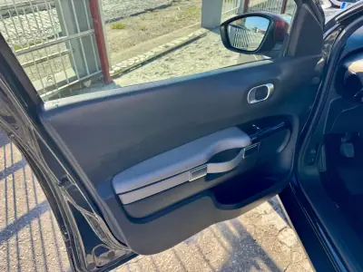 Citroën C4 Cactus 2018 - 13250 EUR, 108963 km - 108963km - foto 8 de 33