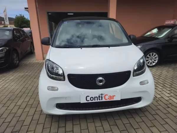 Smart ForTwo Coupé 2017 - 9990 EUR, 88000 km - AUTO.MOTO.pt - 88000km - foto 2 de 10
