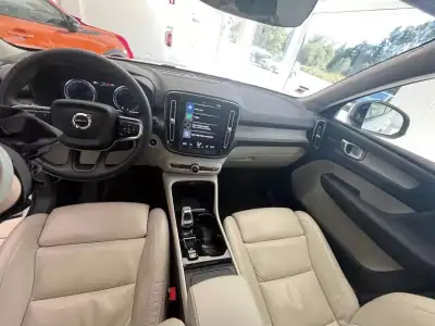 Volvo XC 40 2023 - 36900 EUR, 26000 km - AUTO.MOTO.pt - 26000km - foto 4 de 22