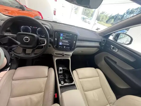 Volvo XC 40 2023 - 36900 EUR, 26000 km - AUTO.MOTO.pt - 26000km - foto 4 de 22