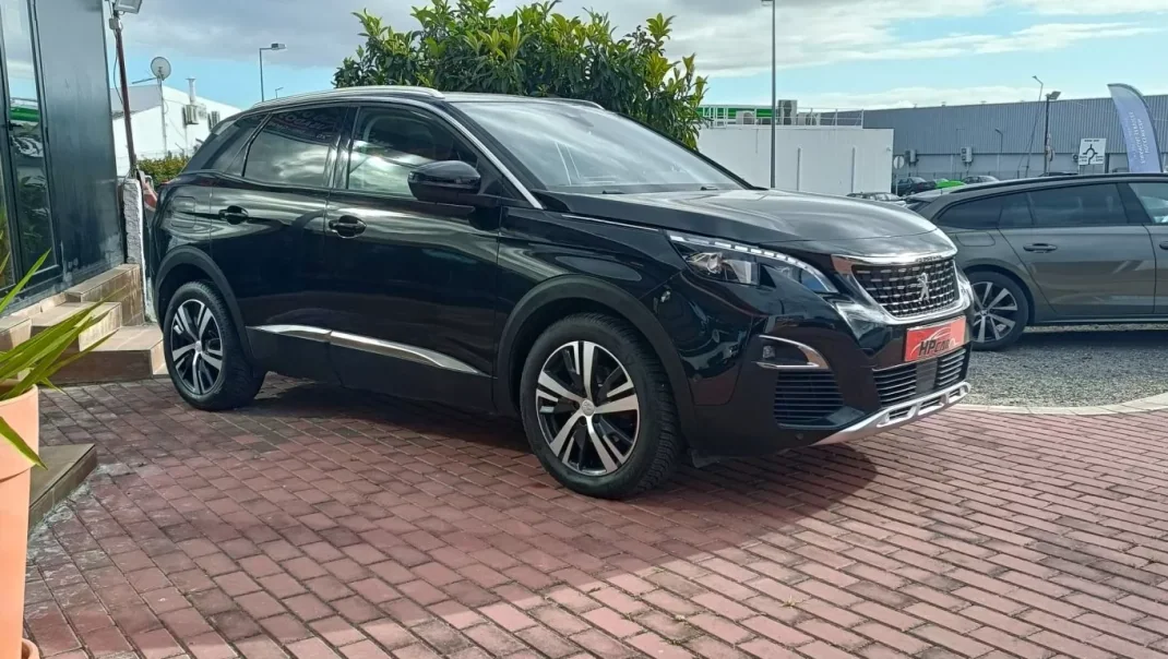Peugeot 3008 2018 - 20990 EUR, 105000 km - AUTO.MOTO.pt - 105000km - foto 6 de 47