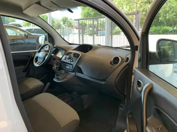 Renault KANGOO EXPRESS 1.5 DCI 115HP ENERGY MAXI BUSINESS 2019 - 11500 EUR, 150121 km - AUTO.MOTO.pt - 150121km - foto 13 de 15