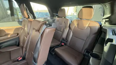 Volvo XC 90 2021 - 43990 EUR, 104000 km - AUTO.MOTO.pt - 104000km - foto 28 de 47