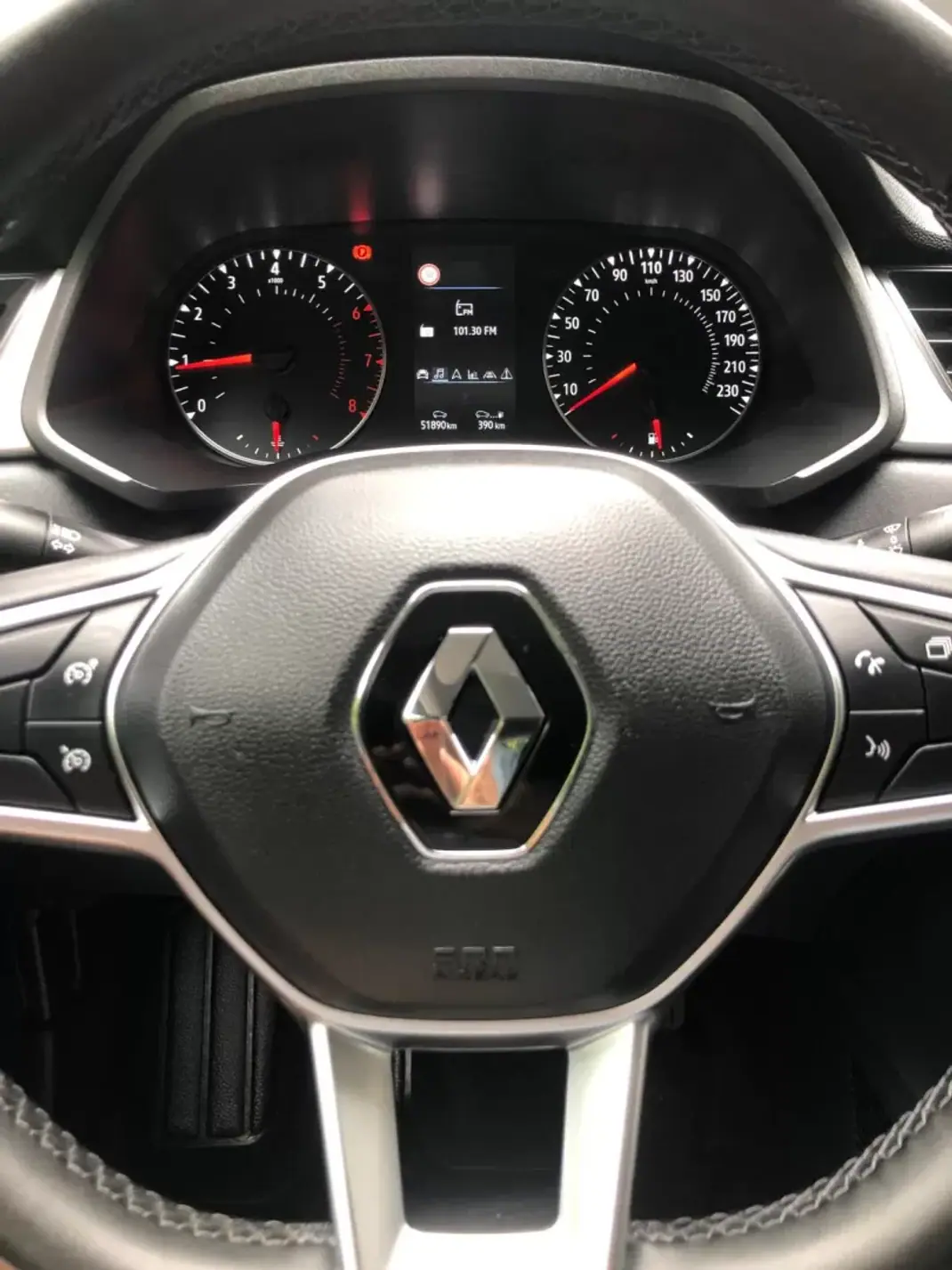 Renault Captur 2023 - 16900 EUR, 51000 km - AUTO.MOTO.pt - 51000km - foto 15 de 31