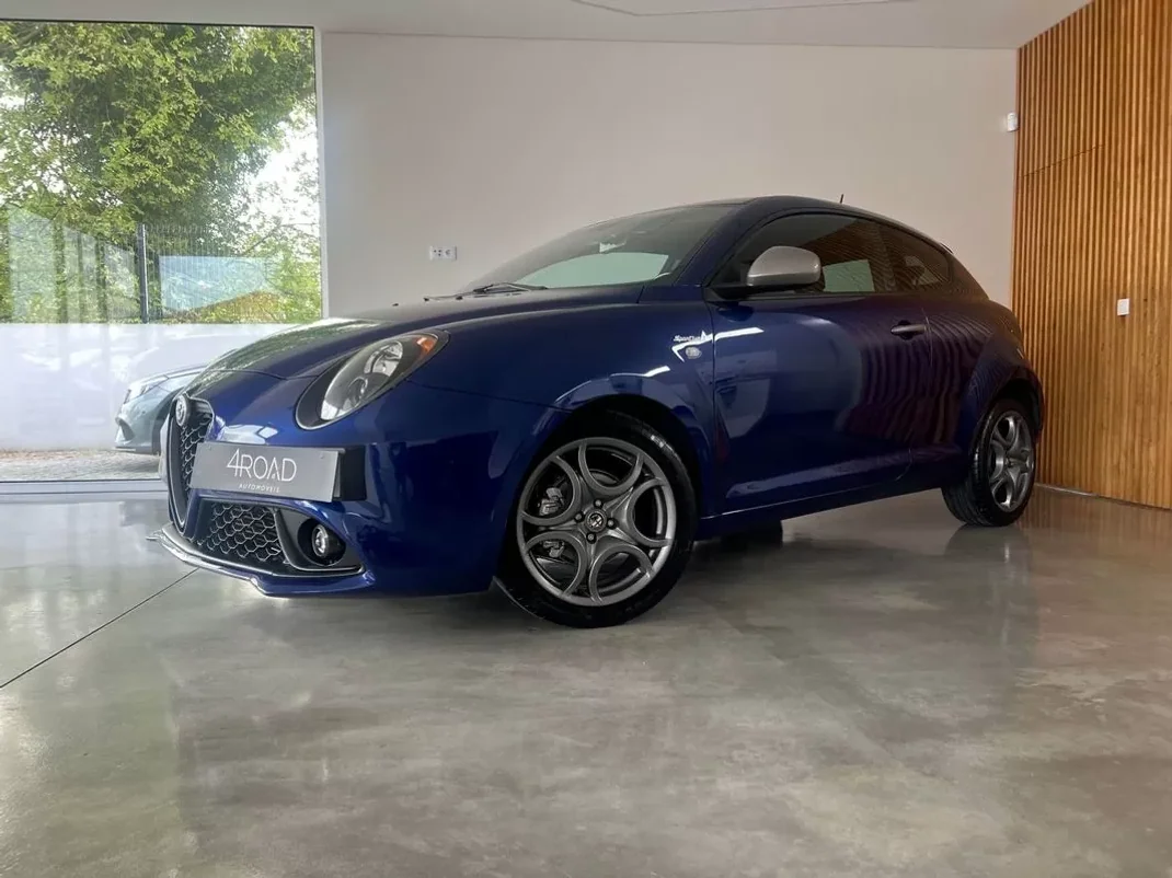 Alfa Romeo MiTo 2016 - 9999 EUR, 135500 km - AUTO.MOTO.pt - 135500km - foto 13 de 60