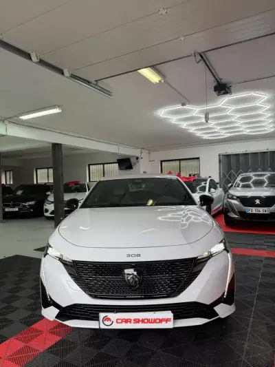 Peugeot e-308 2023 - 29990 EUR, 18850 km - AUTO.MOTO.pt - 18850km - foto 2 de 14