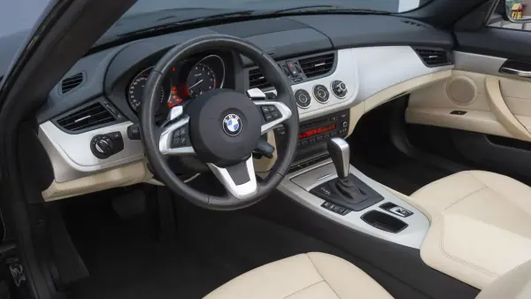 BMW Z4 2010 - 24900 EUR, 69000 km - 69000km - foto 17 de 27
