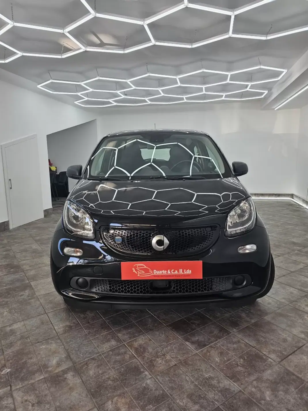 Smart ForFour 2019 - 11000 EUR, 70757 km - 70757km - foto 19 de 29
