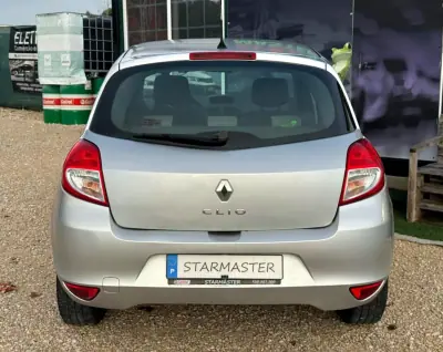 Renault Clio 2009 - 4280 EUR, 290626 km - AUTO.MOTO.pt - 290626km - foto 7 de 16