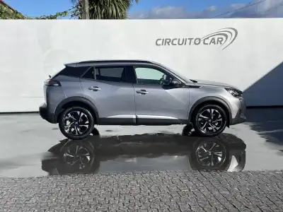 Peugeot 2008 2021 - 16850 EUR, 43376 km - AUTO.MOTO.pt - 43376km - foto 8 de 37