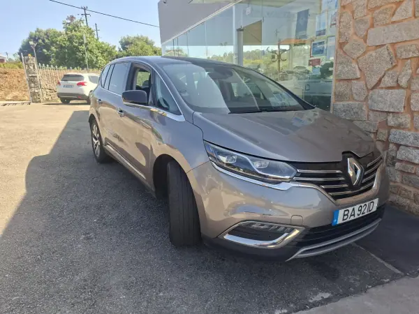 Renault Espace 2017 - 14950 EUR, 206218 km - 206218km - foto 37 de 43