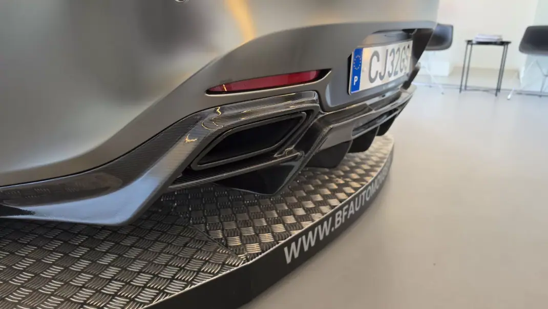 Mercedes-Benz AMG GT 2016 - 119500 EUR, 59841 km - 59841km - foto 23 de 63