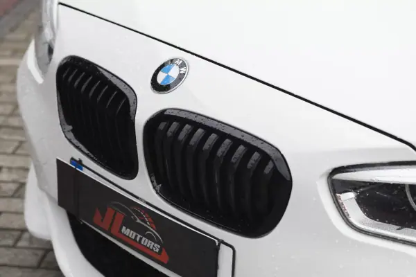 BMW 114 2017 - 16900 EUR, 135925 km - AUTO.MOTO.pt - 135925km - foto 6 de 28