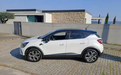 Renault Captur 2019 - 19500 EUR, 119000 km - AUTO.MOTO.pt - 119000km - foto 3 de 15