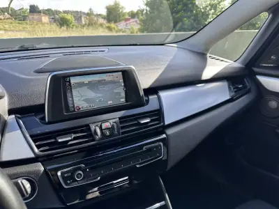 BMW 216 Gran Tourer 2015 - 14900 EUR, 180000 km - AUTO.MOTO.pt - 180000km - foto 50 de 77