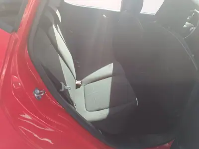 Ford Fiesta 2018 - 9900 EUR, 149596 km - AUTO.MOTO.pt - 149596km - foto 22 de 28