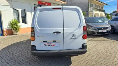 Citroën BERLINGO 1.6 BLUE HDI (Fibrada) 3L 100 CV 2016 - 9900 EUR, 218219 km - AUTO.MOTO.pt - 218219km - foto 6 de 19