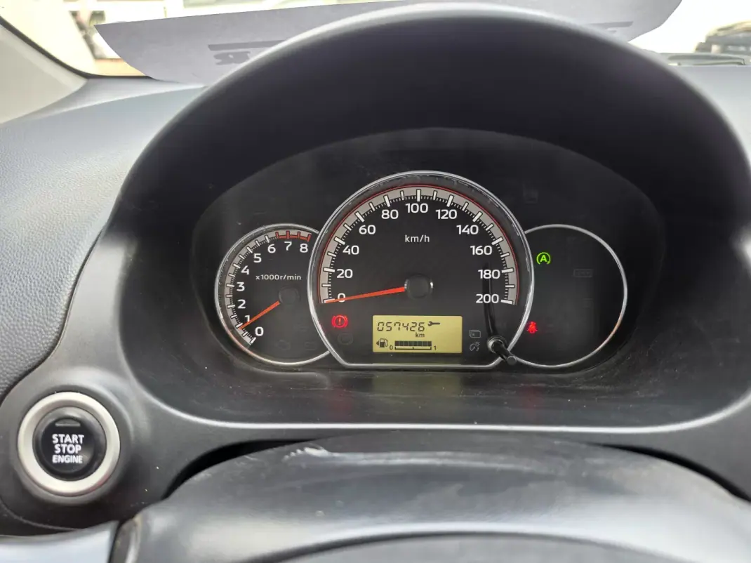 Mitsubishi Space Gear 2021 - 10950 EUR, 57400 km - 57400km - foto 5 de 6