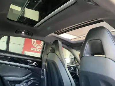 Porsche Panamera 2018 - 60500 EUR, 104962 km - AUTO.MOTO.pt - 104962km - foto 46 de 58