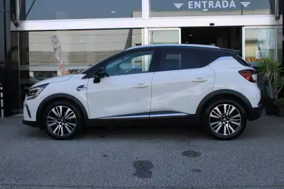 Renault Captur 2020 - 17900 EUR, 131971 km - AUTO.MOTO.pt - 131971km - foto 3 de 30