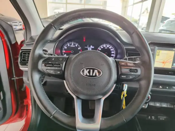 Kia Rio 2019 - 12500 EUR, 66000 km - AUTO.MOTO.pt - 66000km - foto 25 de 36