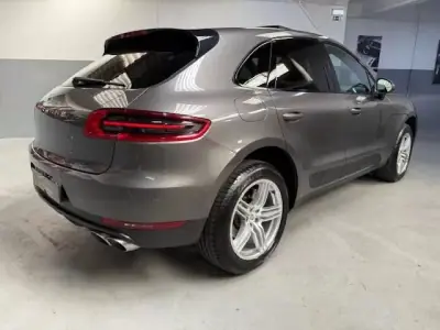 Porsche Macan 2015 - 34750 EUR, 195000 km - AUTO.MOTO.pt - 195000km - foto 4 de 9