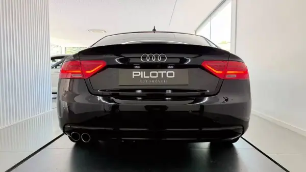 Audi A5 Sportback 2011 - 11990 EUR, 301955 km - 301955km - foto 7 de 31