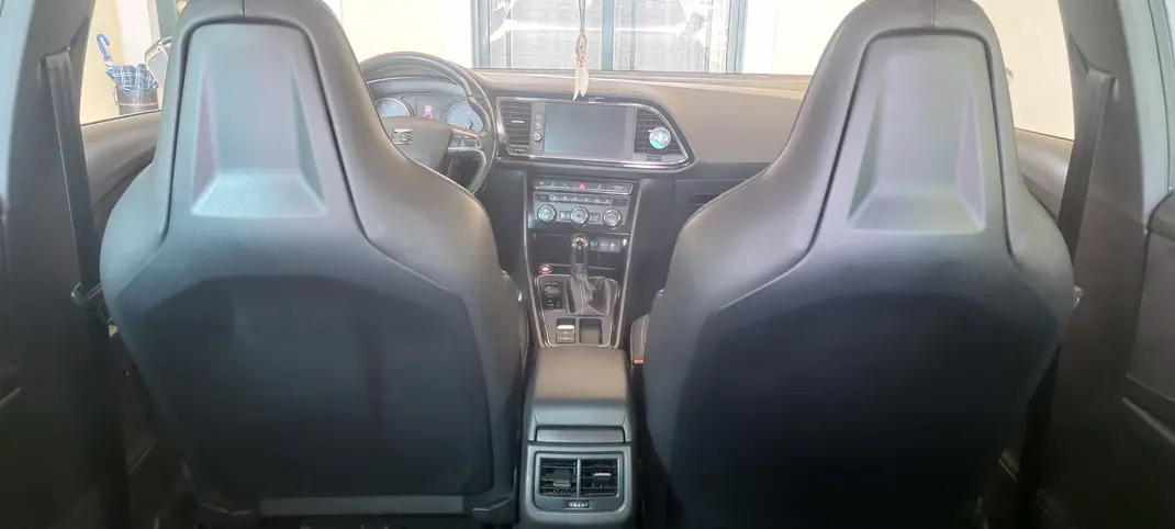 SEAT Leon ST 2017 - 23000 EUR, 198500 km - 198500km - foto 7 de 11