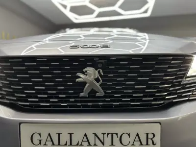 Peugeot 5008 2021 - 24800 EUR, 142000 km - AUTO.MOTO.pt - 142000km - foto 6 de 38