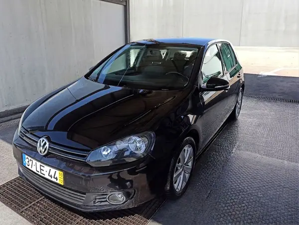 Volkswagen Golf 2010 - 245000km