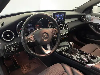 Mercedes-Benz C 220 2015 - 16500 EUR, 266000 km - AUTO.MOTO.pt - 266000km - foto 10 de 29