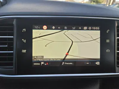 Peugeot 308 SW 2019 - 13800 EUR, 77780 km - AUTO.MOTO.pt - 77780km - foto 25 de 44