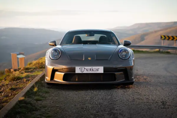 Porsche 992 2022 - 195000 EUR, 20350 km - AUTO.MOTO.pt - 20350km - foto 11 de 28