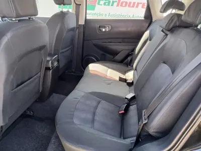 Nissan Qashqai 2011 - 8950 EUR, 149043 km - AUTO.MOTO.pt - 149043km - foto 16 de 26