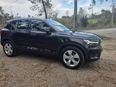 Volvo XC 40 2020 - 24500 EUR, 152300 km - AUTO.MOTO.pt - 152300km - foto 13 de 42