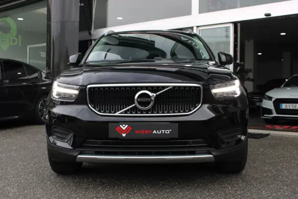 Volvo XC 40 2021 - 24500 EUR, 136304 km - AUTO.MOTO.pt - 136304km - foto 20 de 21