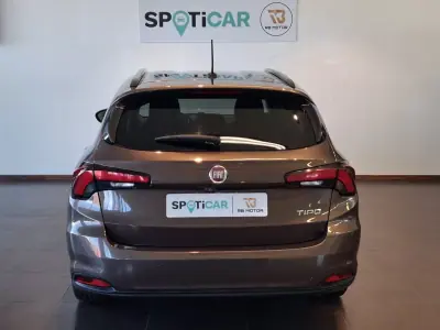 Fiat Tipo Station Wagon 2018 - 11900 EUR, 91900 km - AUTO.MOTO.pt - 91900km - foto 9 de 31