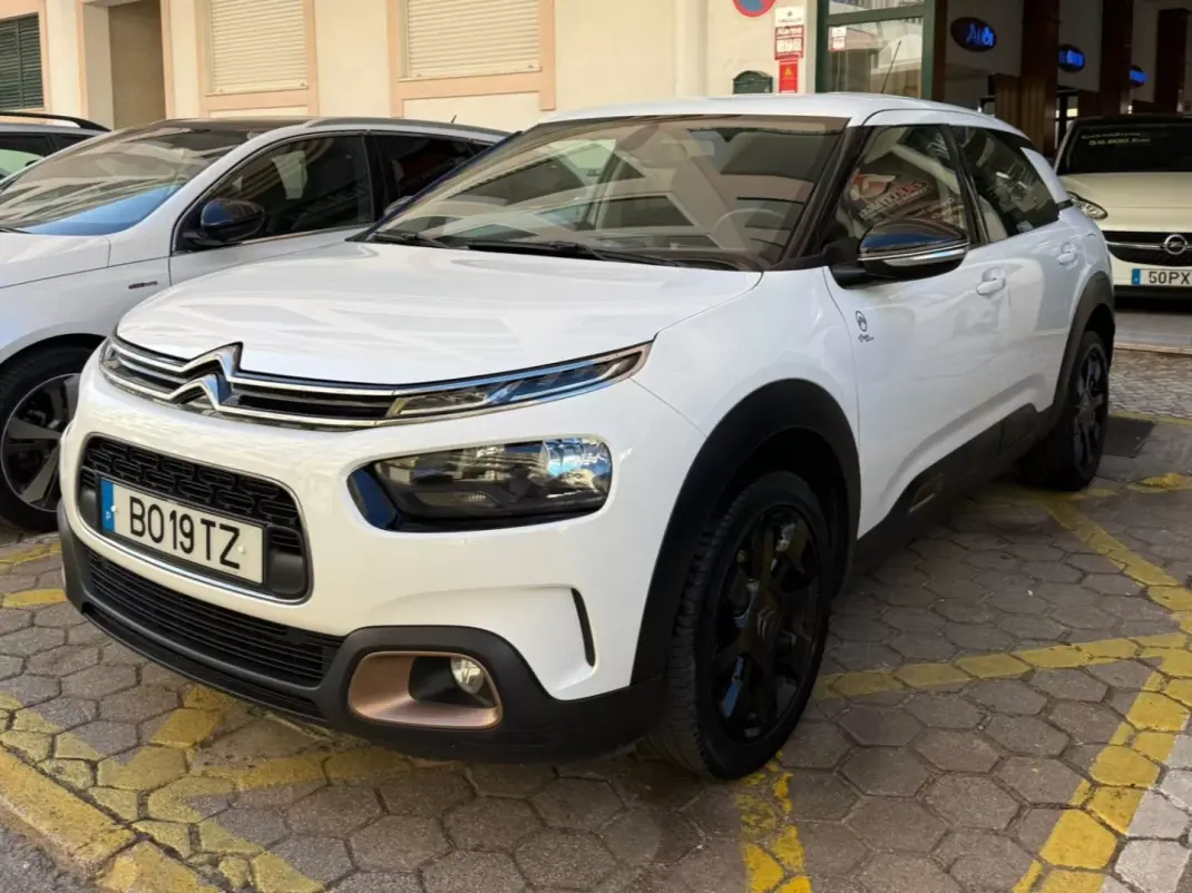 Citroën C4 Cactus 2020 - 11000 EUR, 149429 km - AUTO.MOTO.pt - 149429km - foto 3 de 21