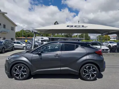 Toyota C-HR 2019 - 22990 EUR, 92000 km - AUTO.MOTO.pt - 92000km - foto 4 de 43