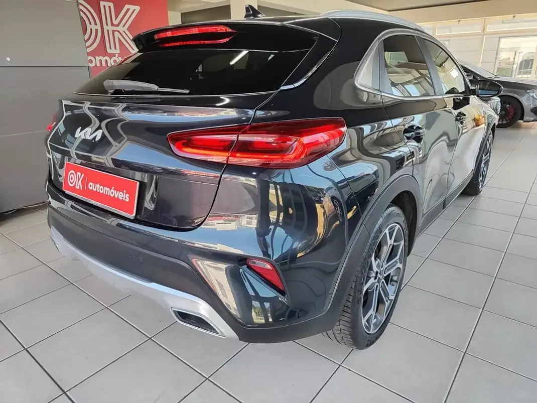 Kia XCeed 2022 - 17500 EUR, 68000 km - 68000km - foto 11 de 37