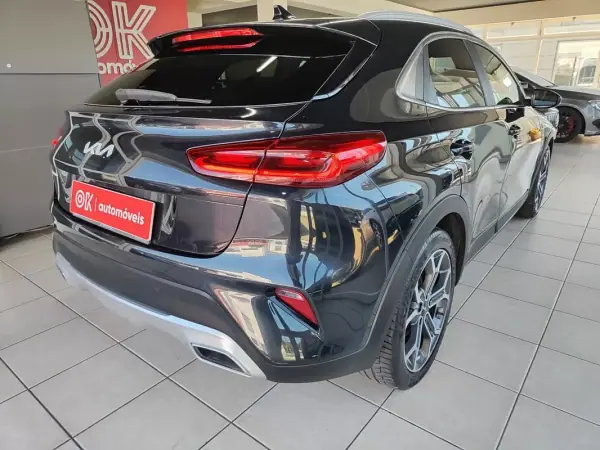 Kia XCeed 2022 - 17500 EUR, 68000 km - AUTO.MOTO.pt - 68000km - foto 11 de 37