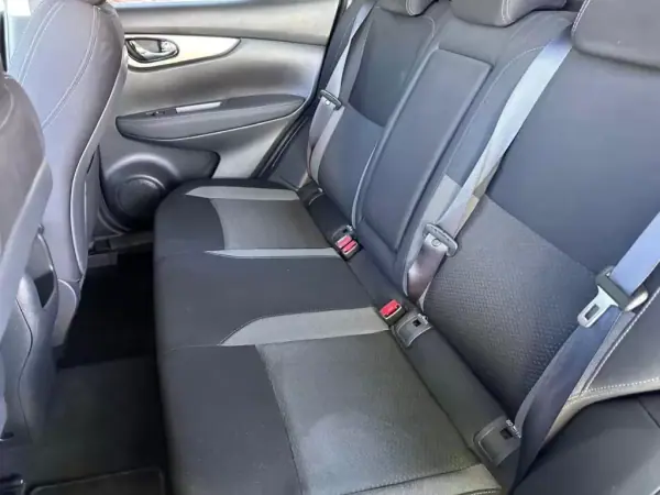 Nissan Qashqai 2018 - 19500 EUR, 84967 km - AUTO.MOTO.pt - 84967km - foto 11 de 18