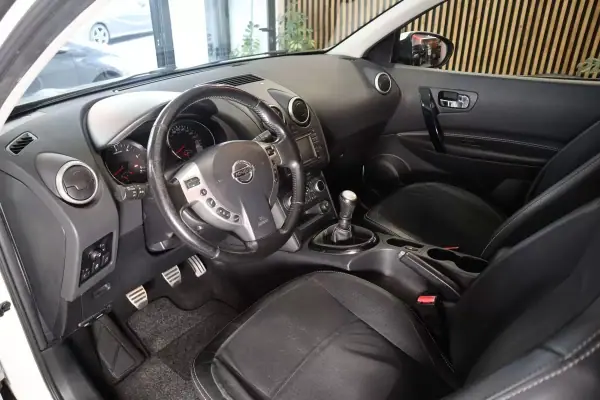 Nissan Qashqai 2013 - 12500 EUR, 167922 km - AUTO.MOTO.pt - 167922km - foto 5 de 26
