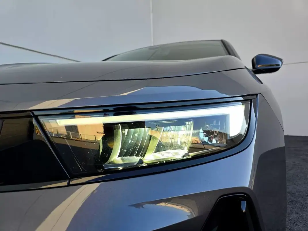 Opel Astra 2023 - 19900 EUR, 16940 km - AUTO.MOTO.pt - 16940km - foto 14 de 39