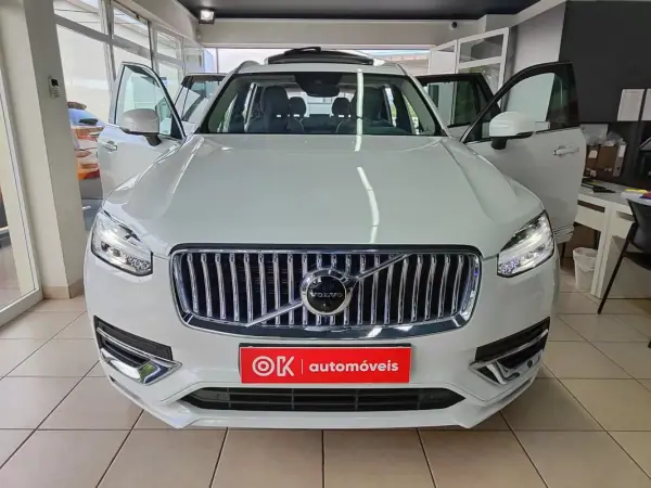 Volvo XC 90 2021 - 49950 EUR, 70500 km - AUTO.MOTO.pt - 70500km - foto 23 de 41