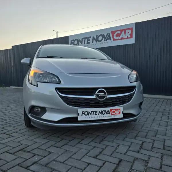 Opel Corsa 2017 - 9750 EUR, 130248 km - AUTO.MOTO.pt - 130248km - foto 5 de 19