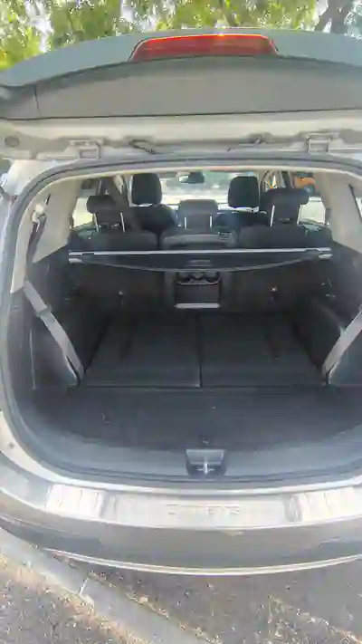 Kia Carens 2019 - 10000 EUR, 265000 km - AUTO.MOTO.pt - 265000km - foto 7 de 10