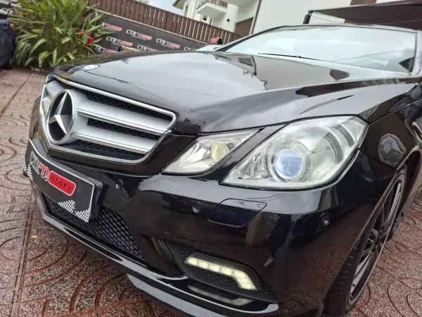 Mercedes-Benz E 250 2009 - 16500 EUR, 134447 km - AUTO.MOTO.pt - 134447km - foto 15 de 29